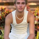 Vincent Michael Webb Instagram - Sunday smile 😀 @vincentwebb.official #vincentcancun #vincentwebb #teenactor #teenmodel #16yearsold #cancunlife Cancún México