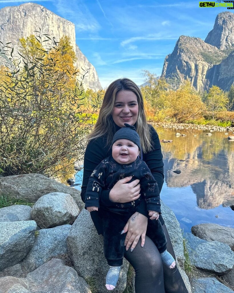 Vitória Moraes Instagram - O lugar mais lindo que eu já vi na minha vida! Um carrossel com um pouquinho dos nossos dias aqui no Yosemite Nacional Park! A última foto eu não aguento 🥹♥️ Nossas férias em família! Los Angeles, Yosemite e próxima parada: Las Vegas! Yosemite National Park