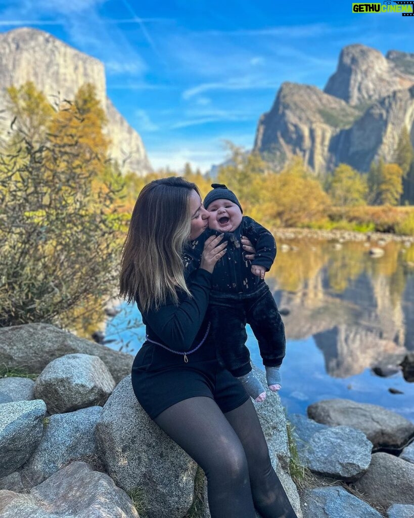 Vitória Moraes Instagram - O lugar mais lindo que eu já vi na minha vida! Um carrossel com um pouquinho dos nossos dias aqui no Yosemite Nacional Park! A última foto eu não aguento 🥹♥️ Nossas férias em família! Los Angeles, Yosemite e próxima parada: Las Vegas! Yosemite National Park