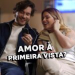 Vitória Moraes Instagram – Pode até parecer o filme Amor à Primeira Vista, mas essa é uma história real. Vocês também têm histórias que parecem uma comédia romântica? Contem aqui 💖