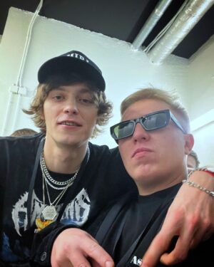 Vitaliy Gostyukhin Instagram - Гришка и Витька