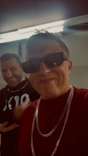 Vitaliy Gostyukhin Instagram - Побольше бы таких деньков 
Бабосы банка временно у нас лежат…