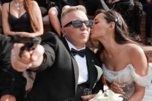 Vitaliy Gostyukhin Instagram - Прощай веселая пора, здравствуй семейная жизнь🍾 наконец-то, а то все спрашивали, когда ?! Мы отгремели мощную свадьбу, спасибо всем кто помогал и был с нами в этот праздник 🥂 всех люблю 🫶🏻