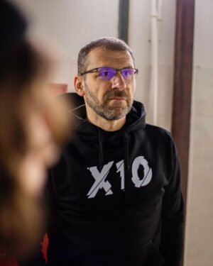 Vitaliy Gostyukhin Instagram - 51 год
Ощущаю себя на 26 лет

«Скоро удивлю себя снова.
Чтоб было хорошо, не нужен повод»

  Игорь Рыбаков 

На сколько лет  ты себя ощущаешь?

@rybakovmusic