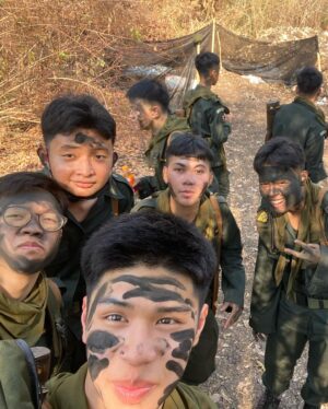 Vittawin Panichtamrong Instagram - ชนไก่ จบเกม