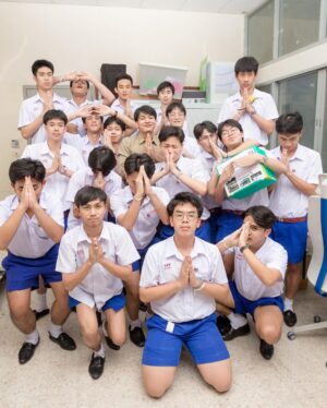 Vittawin Panichtamrong Instagram - @asajatam 
ฝ่ายบุคคลที่มีคนทำคนเดียว.