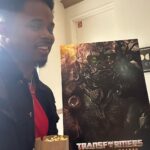 Walter Jones Instagram - Transformers has done it again!! #transformers #riseofthebeasts #transformerriseofthebeast2023 @paramountpics @hasboro It’s a big Shoutout to the 90s! Love it❤️