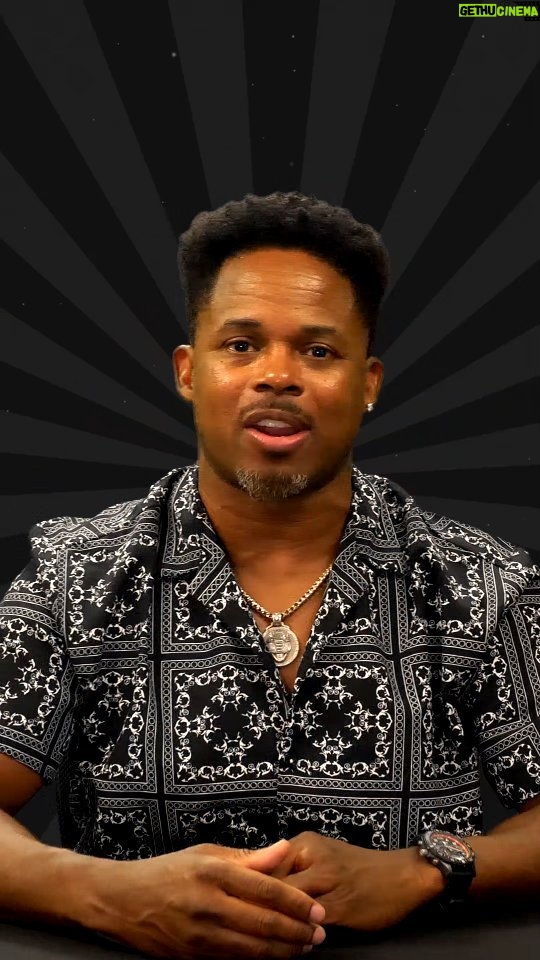 Walter Jones Instagram - 🖤 Discover Walter's Favorite Comic-Con Adventures! 💪 Follow @fanwardofficial and @walterejones for more like this! 🙂 _____________________ Comic Con has become a pop culture phenomenon from Albequerque to Australia, now? The original Black Ranger comes to you to talk about his favorite and most memorable con experiences. _____________________ 💪 Follow @fanwardofficial and @walterejones for more like this! 🙂 #threezero #mmpr #mightymorphinpowerrangers #blackranger #redranger #blueranger #pinkranger #yellowranger #goldranger #greenranger #whiteranger #OnceAndAlways #hasbro #netflix #sideshow #entertainmentearth #supersentai #redrangerhelmet #movies #tv #hollywood #bts #fanward