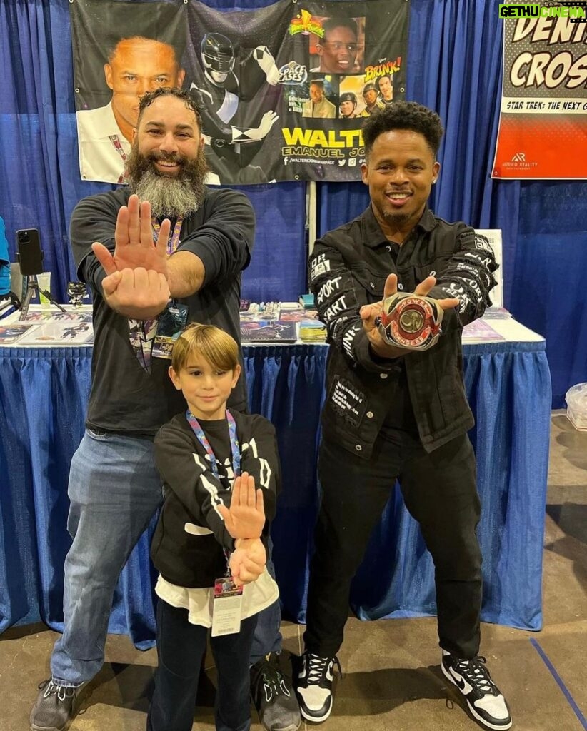 Walter Jones Instagram - This year’s @ricomicconofficial was a huge success! Big thank you to @comicconbyar for having us out 🙏 And as well to all of the vendors, volunteers, and most of all the FANS that came out and showed love! Glad we were able to come put some smiles on some faces 😁⚡️🖤 #BlackRanger #WalterJones #PowerRangers #RhodeIslandComicCon #HustleMatters Rhode Island Comic Con
