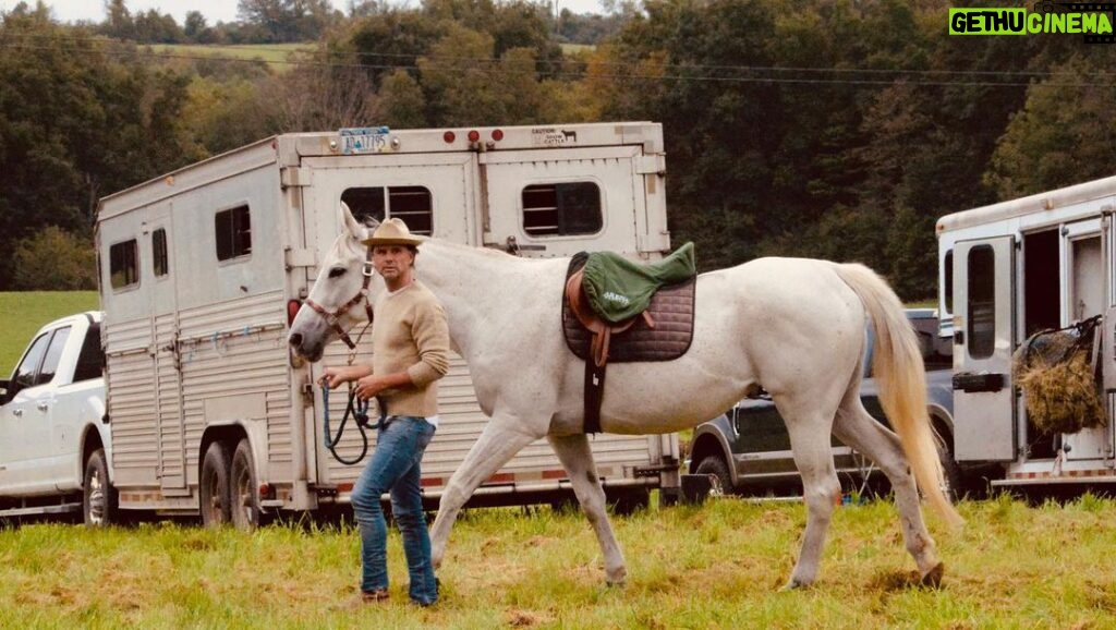 Walton Goggins Instagram - The Hunter Pace (race) in Chatham today… don’t you want to know how it ends?! Ole daddy even got in on the action behind the scenes!! Thank you @summer_lbf for your wide open heart and equine whispering. A proud mama and daddy!!!🏅🏅🏅