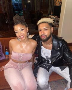 Warren Egypt Franklin Instagram - Jazz & Des are back together tonight on @grownish 😝🖤 Los Angeles, California
