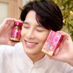 Wayne Song Instagram - Chocola BB極緻膠原錠，我的生活必需品！ 忙碌的工作與學業交織在一起的生活，常常恨不得自己每天能多睡幾個小時，在舞台上或鏡頭前，又總是需要維持高度專注的狀態，久而久之，就覺得自己好憔悴，膠原蛋白都不見了。 想要補充膠原蛋白，該怎麼辦呢？ 全新7+2配方的Chocola BB極緻膠原錠，不僅有好吸收的小分子膠原蛋白、B群和維生素C之外，還新添加了乳酸菌和鐵，沒有任何特殊氣味，小顆好入口又方便攜帶，就像我的夥伴一樣，每天都陪著我工作、上學和生活。 Chocola BB極緻膠原錠，是我補充膠原蛋白的最佳幫手！ #ChocolaBB #ChocolaBBCollagen #ChocolaBBCollagenPremium #ChocolaBB極緻膠原錠