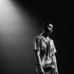 Wayne Song Instagram - 「人心，是無法測量的，可以確定的是那天早晨，耀眼的陽光。」 —— 三谷幸喜《沒出息的啄木》 黑盒子裡有種魔力，謝謝夥伴，謝謝小鐵，謝謝一切的巧合與緣分，HP又+100了，下週新戲開拍繼續努力。（不對，是這週了⋯⋯。）