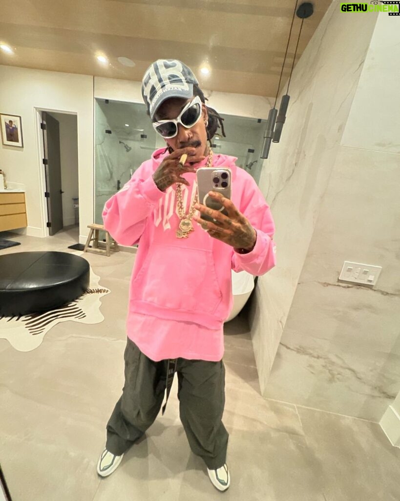 Wiz Khalifa Instagram - Buckle up B!tch