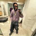 Wiz Khalifa Instagram - 🖕🏾em all