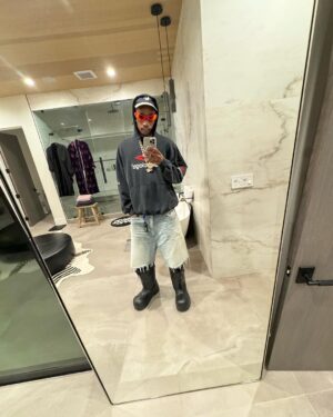 Wiz Khalifa Instagram - Unk ski 🎿
