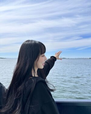 Wong Ka-Hei Instagram - 바다 넘 좋아💙