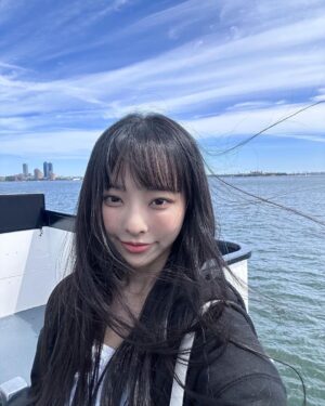 Wong Ka-Hei Instagram - 바다 넘 좋아💙