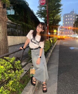 Yūka Murayama Instagram - ちょこっと事務所にラフ服 
 #秋服 ？
 #村の服