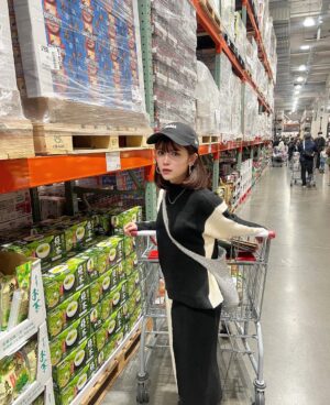 Yūka Murayama Instagram - ひさびさコストコ
 #costco 
 #03