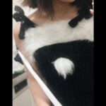 Yūka Murayama Instagram - クリスマスイベントで着るから事務所で試しに着てみたサンタコス 赤も着るよんっ♥ #サンタコス