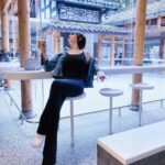 Yao Mi Instagram - 🖤🤍 成都美食天堂 四合院裡的 % 好美 #2023Yaomi Chengdu, Sichuan