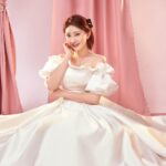 Yao Mi Instagram - 恭喜從心滿一歲囉🥰🙌🏻 @lesourire.dental 生日快樂💕 很開心也很感恩 能擔任從心週年的微笑大使 非常感謝從心美學牙醫的專業技術專，做完 #客製化微笑曲線 自然的貼片，讓我的笑容更自信燦爛，隨性大笑都能抓拍出片🥹 蜜粉們 一同參加從心 8 月生日月的活動 @lesourire.dental 現場有許多美學專案活動和驚喜！ 無論男女，我們都該擁有一口健康的牙齒👍🏻 趕緊私訊「從心美學牙醫診所」報名參加。 預約說是姚蜜的蜜粉有另外的㊙️🥰 週年慶活動流程說明： 8/1—8/31 即可參加『從心生日月活動』 📍預約諮詢，現場報到 📍參加現場「拍照及生日月」活動 📍拍攝X光片後專案管理師初步了解狀況 📍醫師親自1對1諮詢，即刻使用專案活動項目 📍確認療程後，預約後續治療預約 指定8/1-8/5預約，更可享VIP專屬活動資格！ 現場有限量生日驚喜！等蜜粉來挖寶！ 最後我們一起祝福「從心牙醫診所」生日快樂🎂 從心牙醫預約Line：@ lesourire #2023Yaomi