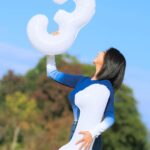 Yao Mi Instagram - 31歲·你好 翻轉人生 由自己來主導 我是一個很喜歡儀式感的人 過去生日總會以各種形式熱鬧慶祝 今年我選擇平靜平淡的心 迎接我的這一天 年齡不設限 維持最好的狀態 擁有愛人與被愛的能力 疫情這幾年讓我心境又成長許多 一切都很感恩也很知足 面對事情轉為從容淡定 奔波依舊 💙 感恩依舊 📷 @liveforlive #2022Yaomi 浙江橫店影視城
