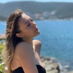 Yasmin Erbil Instagram - 🪬🌺