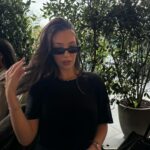 Yasmin Erbil Instagram - poker face👽