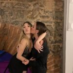 Yasmin Erbil Instagram - ben bu kizi cok ozledim ama yerinde durmuyor🤷🏼‍♀️💃🏼🪭♥️🪬 @tuanayucel