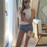 Yasmin Erbil Instagram – mirror selfie addict🐤🎉💁🏼‍♀️🍓