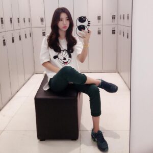 Ye Jung-hwa Instagram - 👀