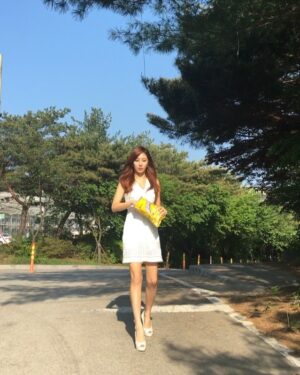 Ye Jung-hwa Instagram - 🍌🎬