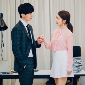 Yoo In-na Instagram - 💕😍