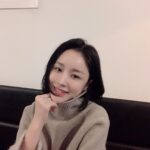 Yoon Jin-yi Instagram - 추억 익숙한 시간들