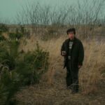 Yu Jung Woo Instagram - NUZABAR 누자바르 Drama 22min 시놉시스 : 카자흐스탄인 ‘누자바르’는 어린 아들의 죽음이 자신의 탓이라 생각해 죄책감을 가지고 살아간다. 그 사실을 마주할 자신이 없어 도망치듯 떠나 한국에 정착해 살고 있던 그는 십여 년이 지나서야 죽음을 결심한다. 그때 우연히 한 소년을 만나면서 지난날의 트라우마와 죄책감을 마주할 용기가 생긴다. •제작 : SOLBATT •투자 : 김예은 •곽민준, 김성현(DGGYANG) •김예린, 김강대, 맹주원, 이수아, 최상우, 박남현 •총괄프로듀서 : 김성현(DGGYANG) •프로듀서 : 김현겸, 정예슬 •각본/연출 : 김성현(DGGYANG) •조감독: 한정길 •스크립터/연출팀 : 김인영, 김상미, 김경빈 •스토리보드 : 한정길 •촬영감독 : 김주환 •촬영/조명팀 : 김상준, 신찬영, 정찬영 •프로덕션디자인 : 김성현(DGGYANG) •미술/의상감독 : 김성현(DGGYANG) •분장감독 : 최유지 •동시녹음 : 박찬호 •동시녹음 지원 : 김준석 •DIT : 박빈 •편집 : 한정길 •음악 : 최혜리(SUZO) •사운드 슈퍼바이저 : 최혜리(SUZO) •D.I 색보정 : 정성훈(EdI_Colorist) •CG : 한정길 •카자흐어 번역 : Sissenbayeva Gauhar, Dina Akhmedi