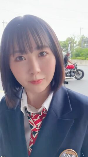 Yuki Yomichi Instagram - 世にも奇妙な動画です

#写真好きな人と繋がりたい #ポートレート #声優 #youtuber #ファインダー越しの私の世界 #ポートレート女子 #オフショット  #バイク女子 #バイク好きな人と繋がりたい #バイク #ライダー #バイク乗りと繋がりたい
