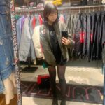 Yuki Yomichi Instagram - ゲキロック渋谷様にて一日店長イベント💕 お足元の悪い中 ご来店ありがとうございました😊💕 寒いのに外で待機してくれた皆さん、ほんとうに優しさに感謝です 何が似合うかなーこれかな？ってお話ししながらみんなとアイテム選び楽しかった☺️ ぜひこの冬たくさんきてくださいね💕 #ゲキロック #ゲキロッククロージング #写真好きな人と繋がりたい #ポートレート #声優 #youtuber #ファインダー越しの私の世界 #ポートレート女子 #オフショット #バイク女子 #バイク好きな人と繋がりたい #バイク #ライダー #バイク乗りと繋がりたい