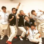 Yuzuru Kawai Instagram - 8月6日のアキナ牛シュタインin沖縄のチケット一般発売が明日の午前10時からあります！ 先行で取れなかった方も宜しければ明日の一般発売で是非ご購入下さい☺️ 夏の沖縄らしい公演にしますので、楽しみにしてて下さい🔥