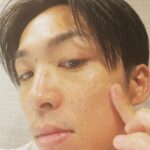 Yuzuru Kawai Instagram - 化粧水しか使ってないよっていう方に特に おすすめです☺️ unoのオールインワン（ウーノ クリーム パーフェクション ａ）は化粧水よりうるおっ て※1肌悩み※2ケアができるので、カサつ きやすい乾燥肌の方は是非使ってみてくだ さい！ 化粧水だけだと肌の水分は蒸発してしまっ てうるおい不足になりやすく、乾燥やカサつ く原因になります。 男性の肌を考えたうるおい成分がしっかり 含まれている上に肌になじんでベタつかな いので使い心地も抜群です！ 自信もっておすすめできるので、ぜひ使っ てみてください✨ ※1 ウーノ スキンセラムウォーター f・ ウーノ スキンバリアローションとの保湿比 較試験結果による（ファイントゥデイ調べ） ※2 テカリ・カサつき・ベタつき等を示します #PR #uno #ウーノ #メンズスキンケア #メンズ美容 #クリームパーフェクション