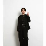 Yuzuru Kawai Instagram – 昨日は沢山のメッセージ、コメント、本当にありがとうございました！
皆さんにコメント返す事は難しいので、ここで御礼を言わせて頂きます🥰

12月1日にアインシュタイン河井のトークライブ『声、枯れるまで。』配信チケットはありますので宜しければ是非ご覧ください！
アキナ牛シュタインの配信も延長なってますので、こちらも是非☺️✨