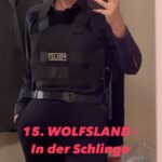 Yvonne Catterfeld Instagram - Abgedreht! 🎬 Es war und wird großartig! Danke an das gesamte starke Team, einen Supercast @mscasting_ an den herausragenden Regisseur @olewennundaber, unseren Kameramann @timoritz_dop für diese Kinobilder und eure Kreativität, @molinafilm für diese Reihe und ihre Qualität, @nicolemakeupdepartment fürs Wohlfühlen 😘, @estellitaaa, der Kostümabteilung und allen anderen Departements, die ebenso wichtig waren! Ich bin stolz dieser außergewöhnlichen Reihe zu sein! DANKE, eure Yvonne @jan_dose_offiziell #götzschubert @stephan_grossmann_offiziell @valery_tscheplanowa @isaakdentler
