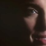 Yvonne Catterfeld Instagram - Habt ihr schon das Video mit @ronamusic_ zu Alone gesehen? 😍 Ich bin auch dabei! Das ganze Video gibt es auf YouTube! #deinsong