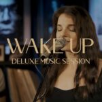 Yvonne Catterfeld Instagram - Am Sonntag erscheint der dritte Teil meiner Session mit @deluxe_music! ✨ Habt ihr euch eigentlich schon Tickets für die Tour gekauft? 😌 #change #wakeup #deluxemusic #live