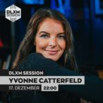 Yvonne Catterfeld Instagram - Heute 22 Uhr geht meine @deluxe_music Session online ✨ Es war so ein unfassbar schöner Dreh mit so wundervollen Menschen - ein Highlight in diesem Jahr! ❤ 📸: @yannickla #deluxemusic #acoustic #acousticsession