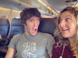 Zach Anner Instagram - When you’re wearing your favorite singer-songwriter’s merch and you realize she’s sitting next to you on a plane... ⭐️🌟⭐️ #starstruck with @gilliangrassie