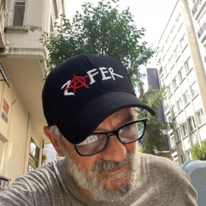 Zafer Algöz Instagram - Teşekkürler @seherkucuksports 😊✋