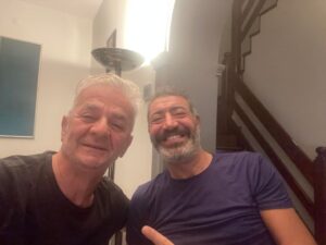 Zafer Algöz Instagram - Yeniköy tribününde izlediğimiz en güzel derbiydi…Teşekkürler Galatasaray ..Fenerbahçe …Gurur duyduk sizlerle 🙏🇹🇷🦅👏