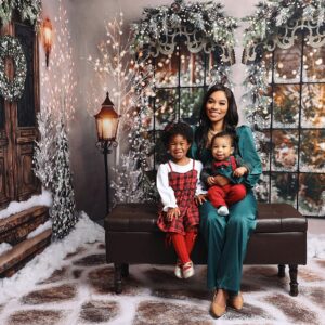Zakiyah Everette Instagram - 🎄Merry Christmas Everyone 🙏🏾❄️🎅🏾❤️💚